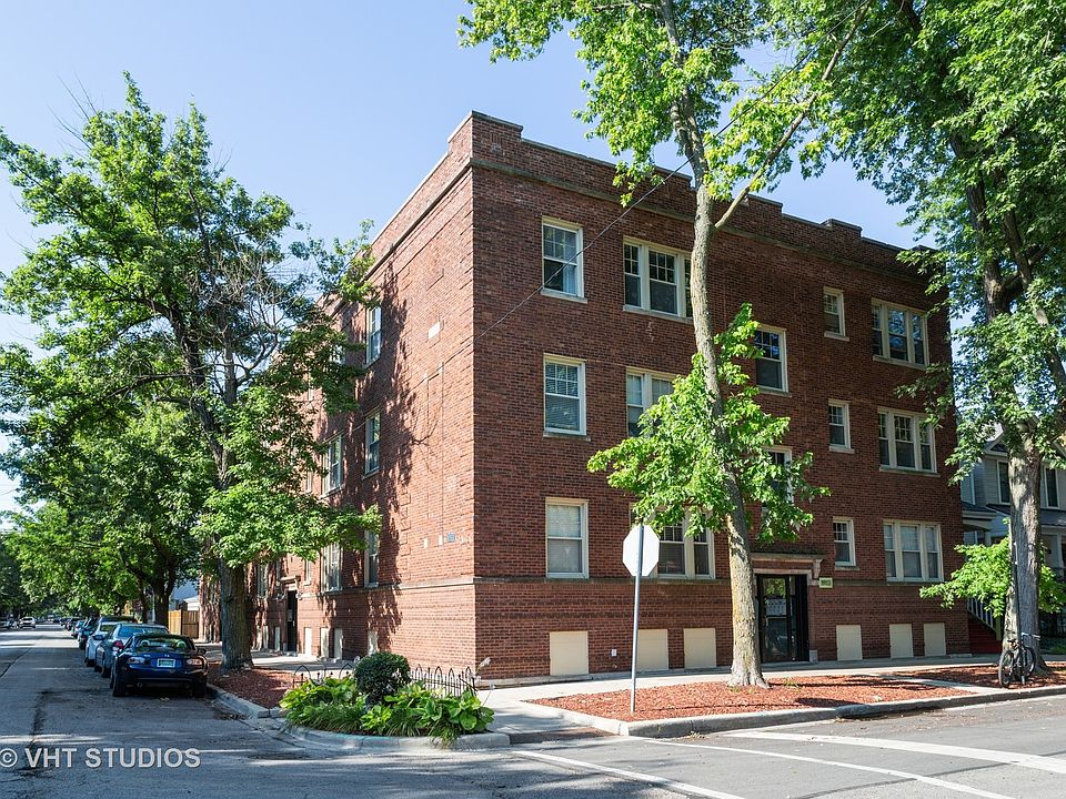 1st image of 1903 W Newport Ave #3