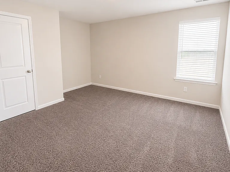 724 Vanguard St — Photo 10