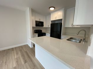 11858 Goshen Ave #208, Los Angeles, CA 90049