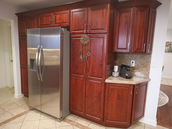 4th image of 23711 Candlewood Way
