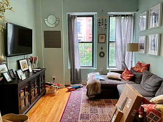 Rented by Living New York
