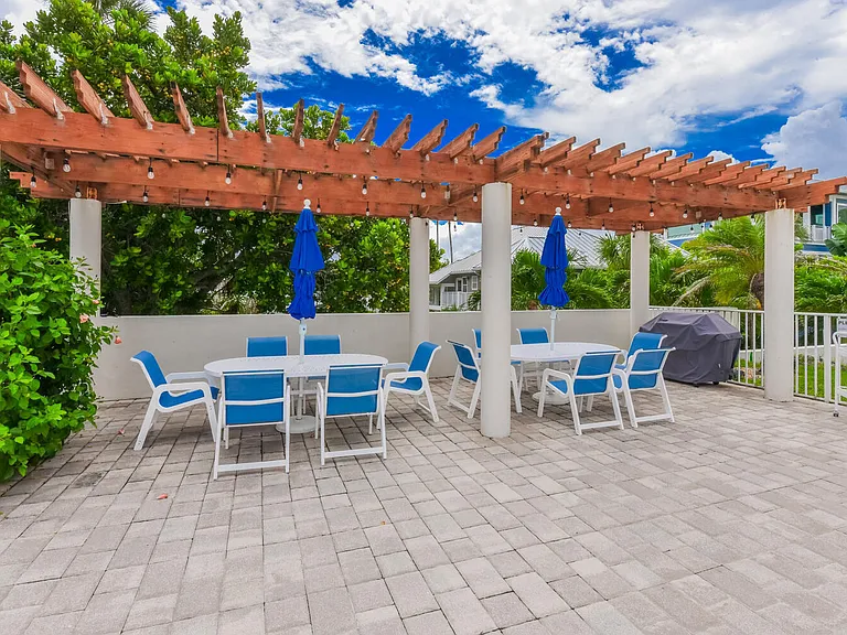 176 Helios Dr #308 — Photo 43