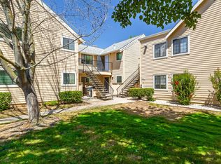 7441 Auburn Oaks Ct APT M, Citrus Heights, CA