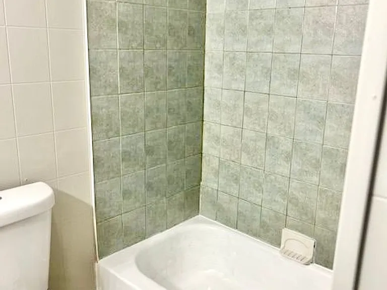 22-24 Lawn Ave #1R — Photo 7