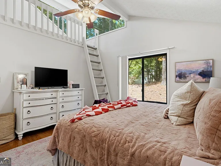 505 Summerhill Pl — Photo 14