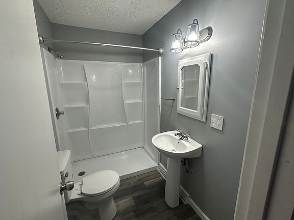 4th image of 1019 Race St