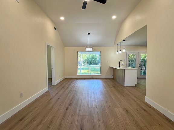 4th image of 8606 Lazy Brook Ln