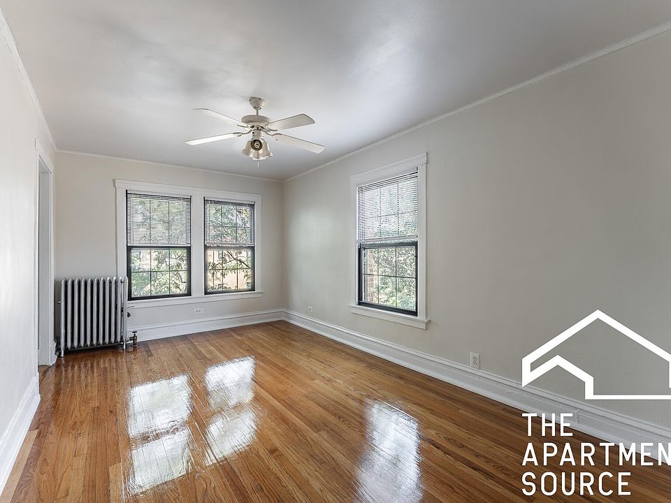 1st image of 2619 W Gunnison St #H1