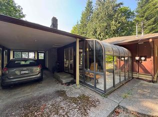 8131 Redrooffs Rd, Sunshine Coast, BC V7Z 1A7