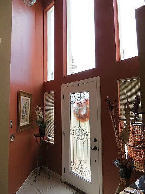 1st image of 1580 Carrington Ave