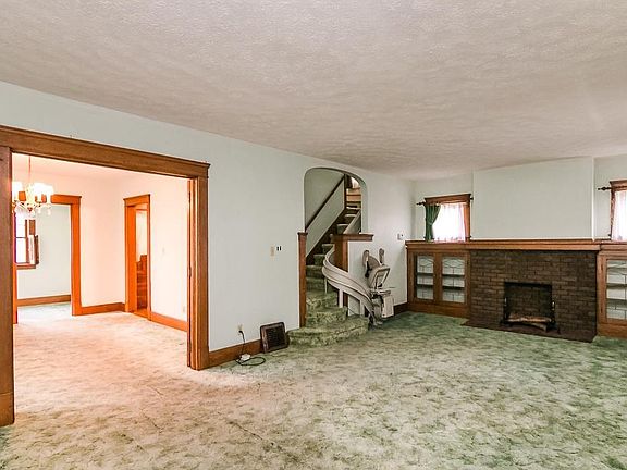 4th image of 633 Allison Ave