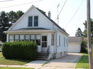 2303 14th St, Two Rivers, WI 54241