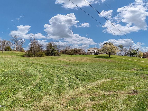 3rd image of 11 Jimmy Johnston Rd