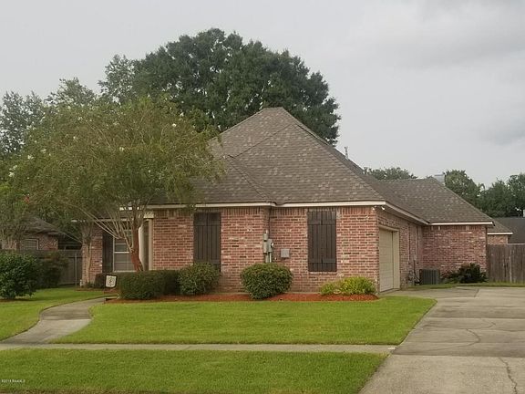 3rd image of 222 Greenhaven Dr