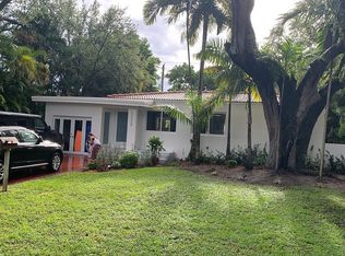 12015 NE 11th Pl, Biscayne Park, FL 33161