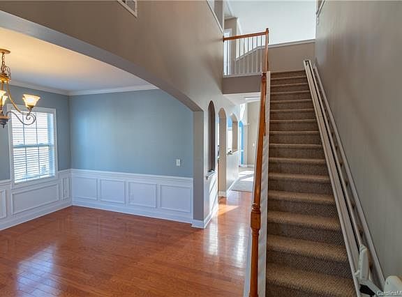 3rd image of 129 Cloister Ln #174