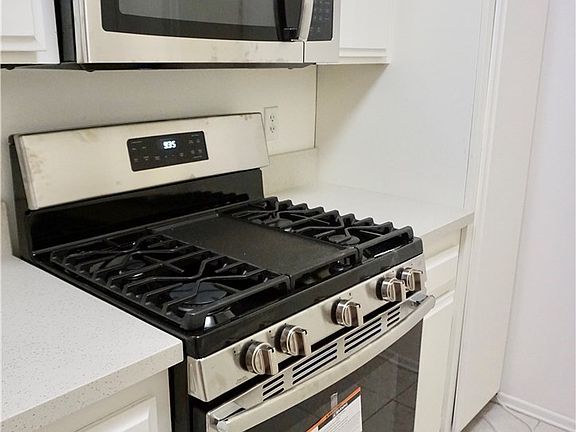 5th image of 3325 Bagley Ave APT 105
