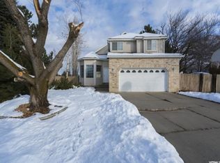 2172 E 6150 S, South Ogden, UT 84403