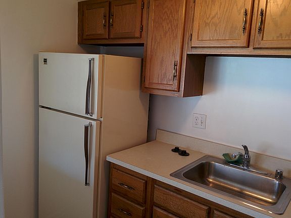 4th image of 207 Erin Way APT 102