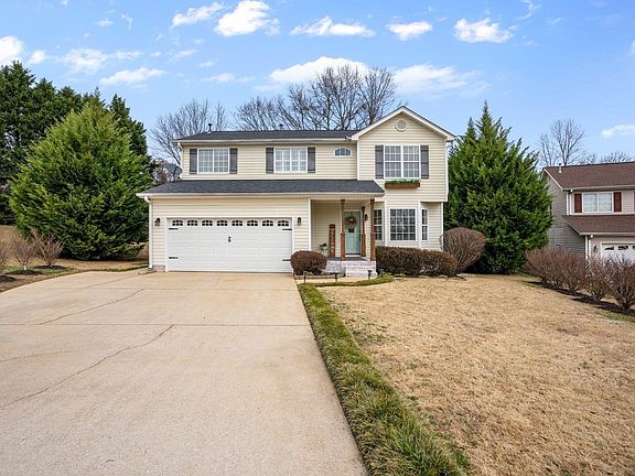 4th image of 8 Willow Wood Ct