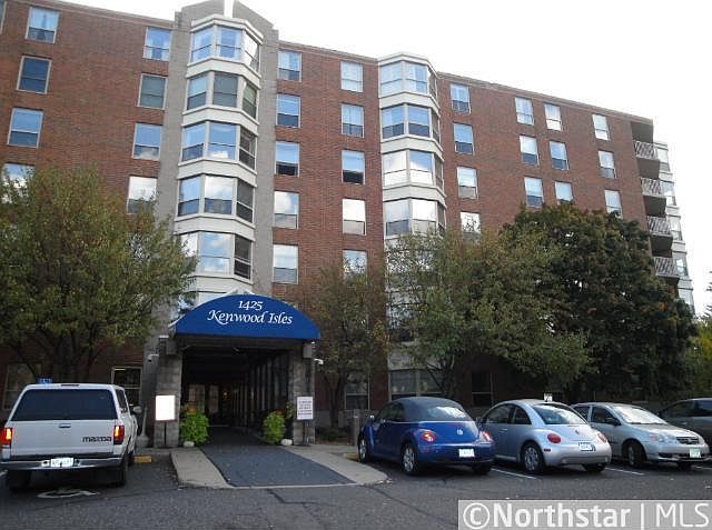 1st image of 1425 W 28th St APT 103