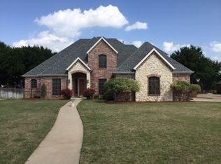 9716 Prairie Ct, Fort Worth, TX 76244