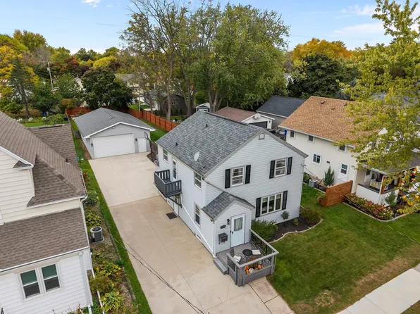 1517 N Morrison St, Appleton, WI 54911