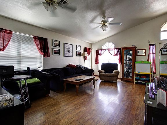 3rd image of 1300 Mound House St