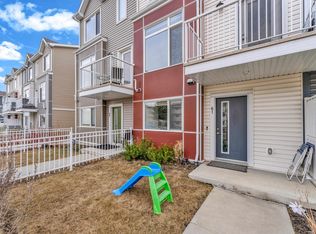No Name, Edmonton, AB T6J 5T6
