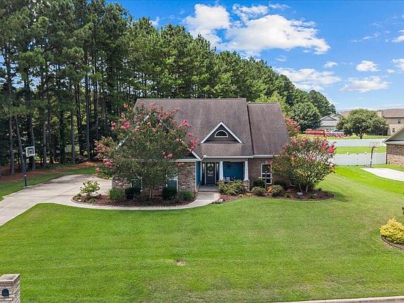 2nd image of 73 Crabapple Ct