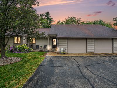 4360 Indian Spring Dr SW, Grandville, MI, 49418