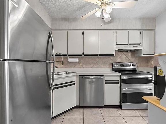 4th image of 7294 Cloister Dr APT 23