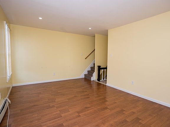 2nd image of 161 Park St #2