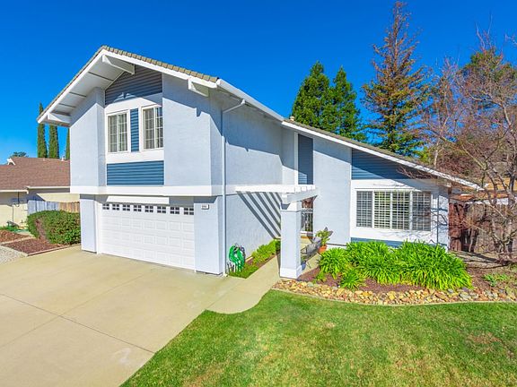 2nd image of 9391 Blue Oak Dr
