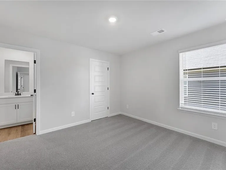 2929 Sweet Red Cir — Photo 51