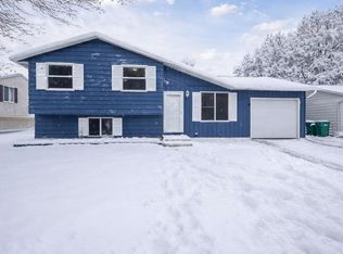 1529 Hampton Ct, Mishawaka, IN 46544