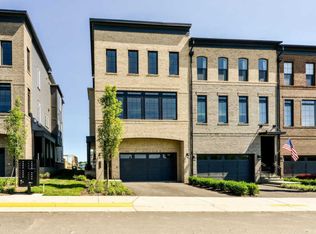 42282 Porter Ridge Ter, Brambleton, VA 20148