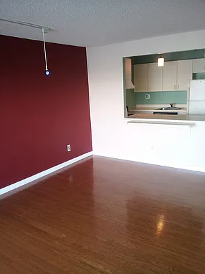 Rented by Laffey Real Estate | media 2