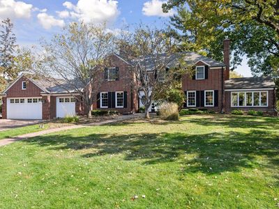4905 E Sunnyslope Rd, Edina, MN, 55424