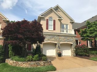 20256 Island View Ct, Sterling, VA 20165