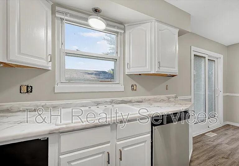 5527 S Kealing Ave — Photo 10