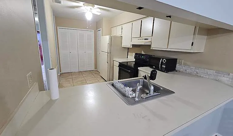 1304 Sophie Blvd — Photo 10