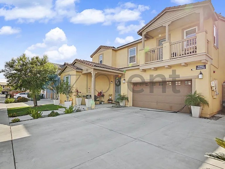 5394 Delaney Way — Photo 2