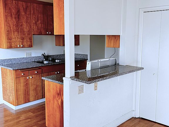 3rd image of 2387 Florencita Ave APT 1