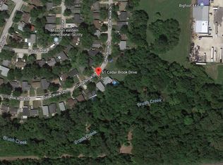 61 Cedar Brook Dr, Pacific, MO 63069