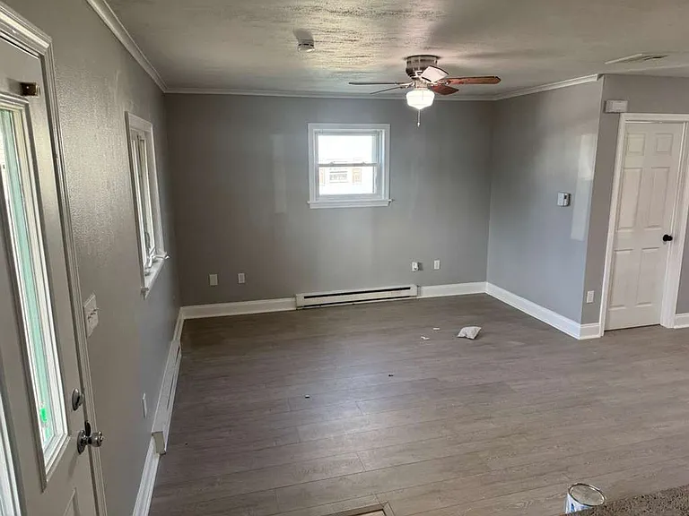 840 Poplar St — Photo 8