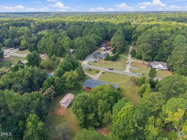 6909 Holly Springs Rd, Raleigh, NC 27606