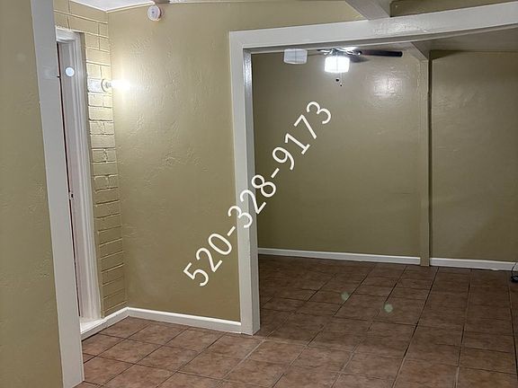 4th image of 3235 N Flanwill Blvd