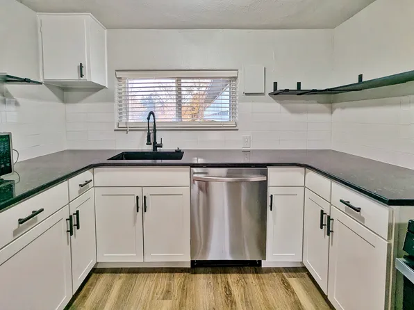 3737 Red Canon Ave, Colorado Springs, CO