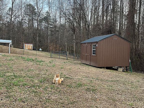 5th image of 3701 Fall Creek Church Rd